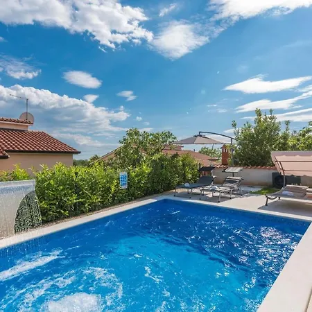 Delijamo بوريتش