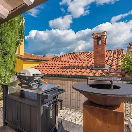 Delijamo فيلة بوريتش